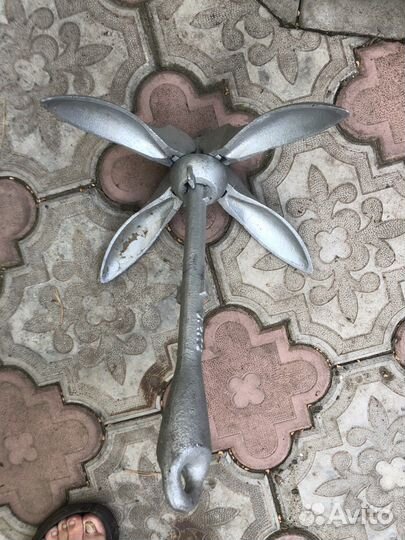 Эхолт, якорь, насос