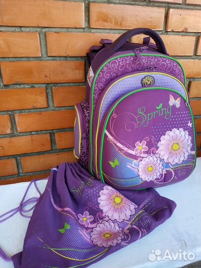 Школьный рюкзак Hummingbird с мешком для сменки