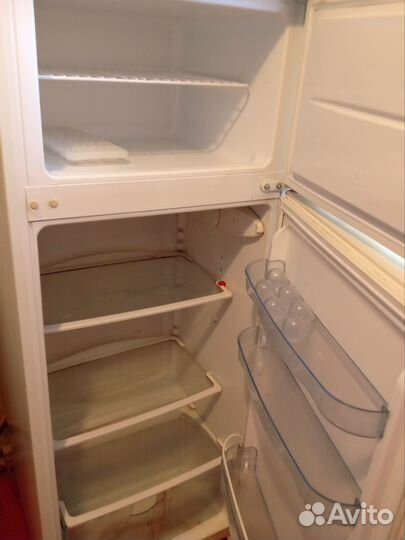 Холодильник и газовую плиту