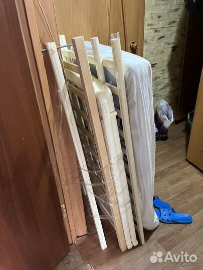 Кроватка для новорожденных