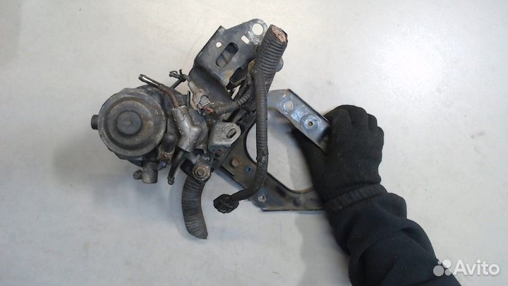 Насос топливный ручной (подкачка) Toyota Avensis 3