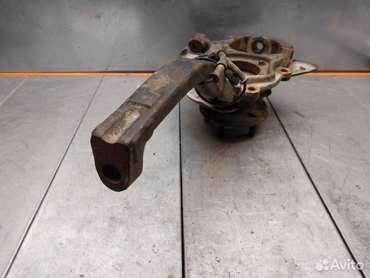 Кулак поворотный правый, Dodge Challenger 2020