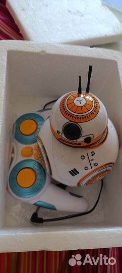 Робот bb-8