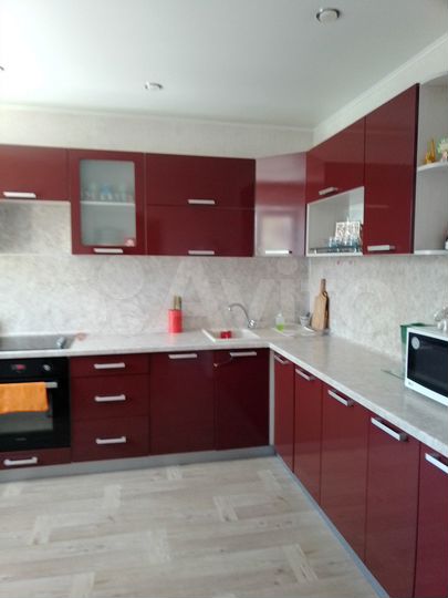 Дом 210 м² на участке 5,7 сот.