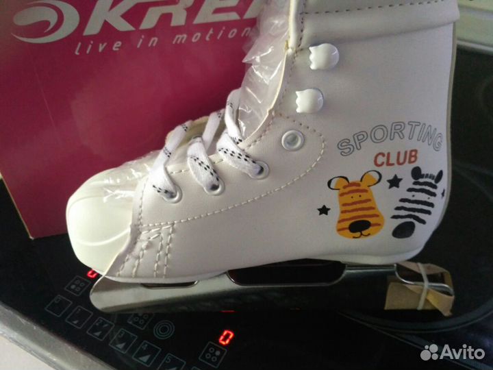 Новые учебные коньки 30 размера