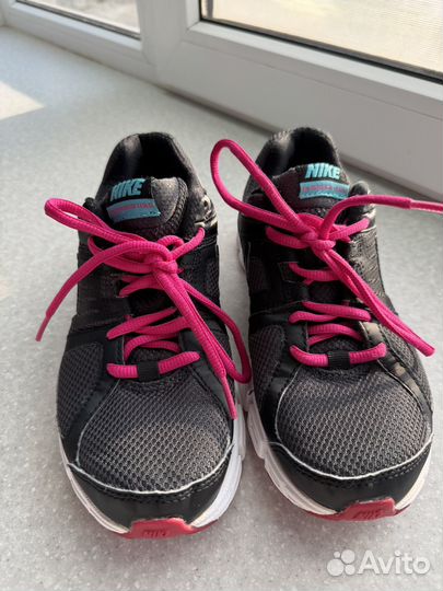 Кроссовки женские nike 37 оригинал