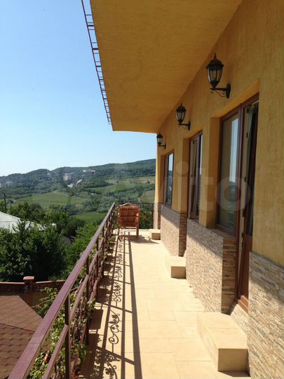 Гостиница, 1306 м²