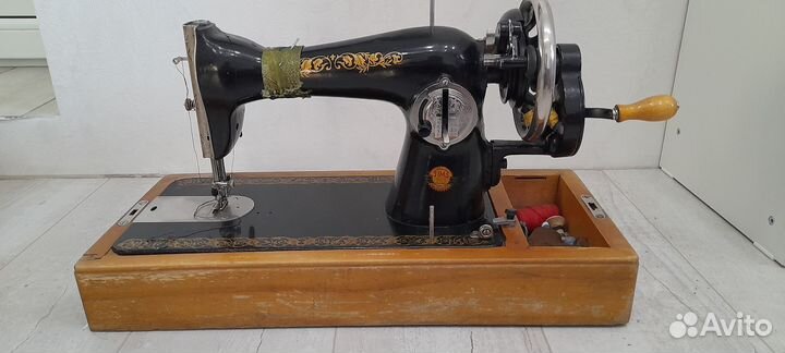 Швейная машина подольск ручная