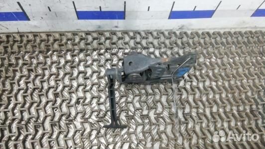 Замок капота mercedes benz S-class W221 (UML08VR01