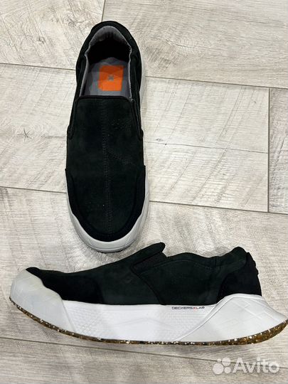 Deckers кросовки мужские41 (27,5)