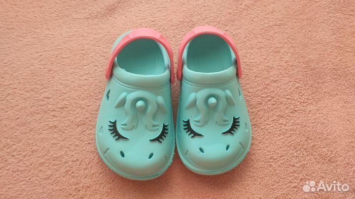 Crocs для девочки 27 р
