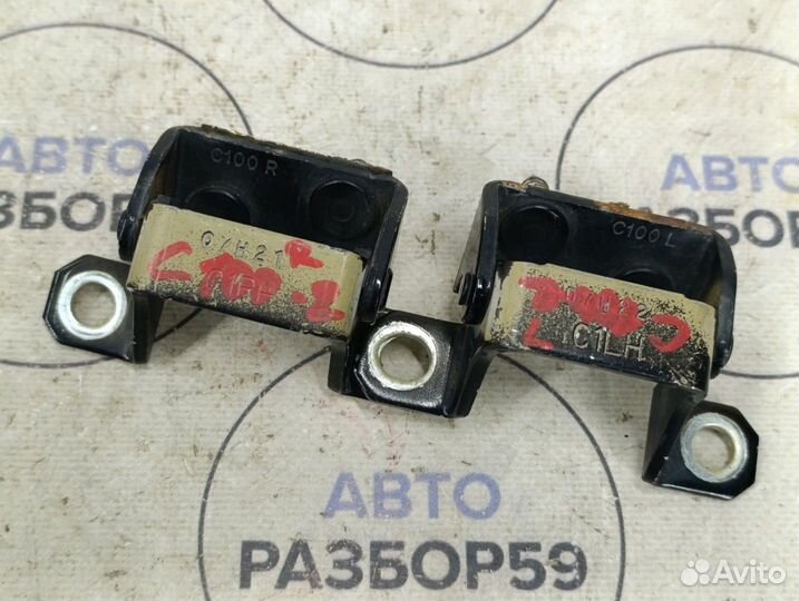 Петля двери багажника Chevrolet Captiva C100