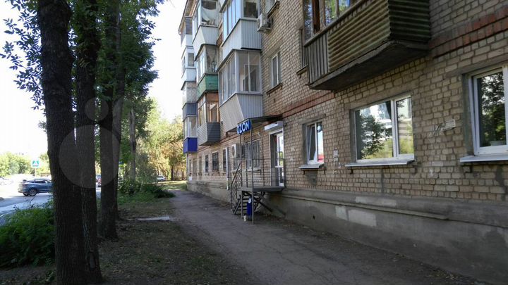 Продаётся торговое помещение с готовым бизнесом