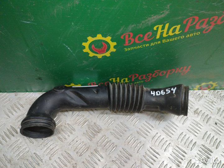 Патрубок воздушного фильтра Ford Fusion 1.4