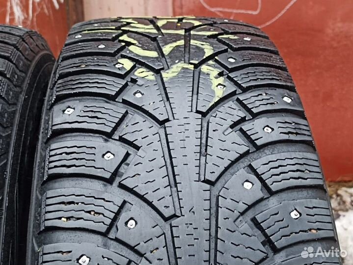 Nokian Tyres Hakkapeliitta 5 215/65 R16 102T