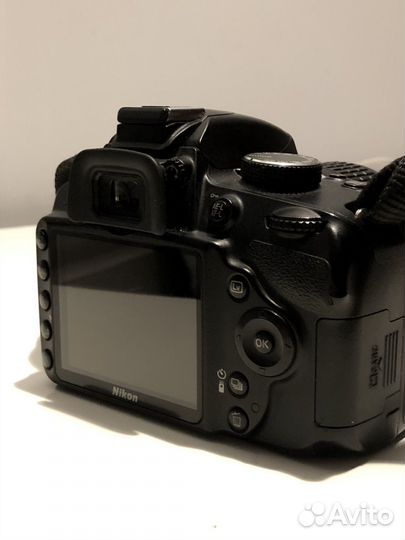 Зеркальный фотоаппарат Nikon d3200