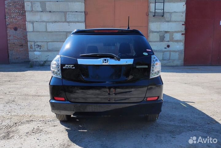 Honda Fit Shuttle 1.3 CVT, 2012, 98 000 км