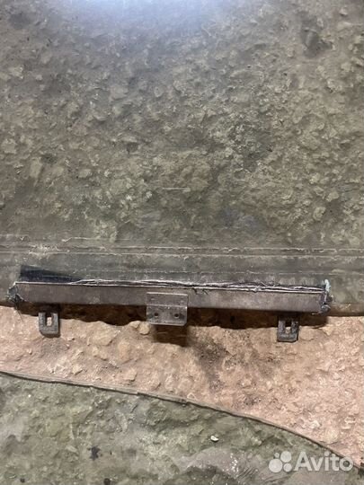 Стекло переднее VW Passat B3