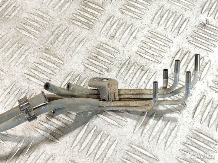 Трубка топливная Honda Legend 1991-1996