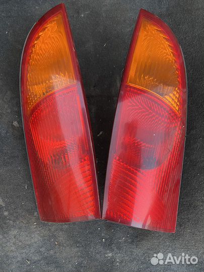 Задний левый,правый фонарь ford focus 1 хэтчбек