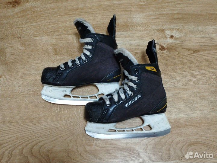 Коньки хоккейные детские Bauer S140 (31-й размер)