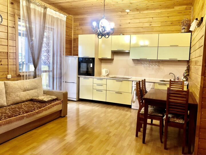 Таунхаус 50 м² на участке 1 сот.