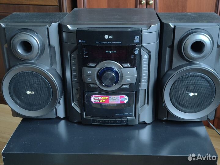 Музыкальный центр LG