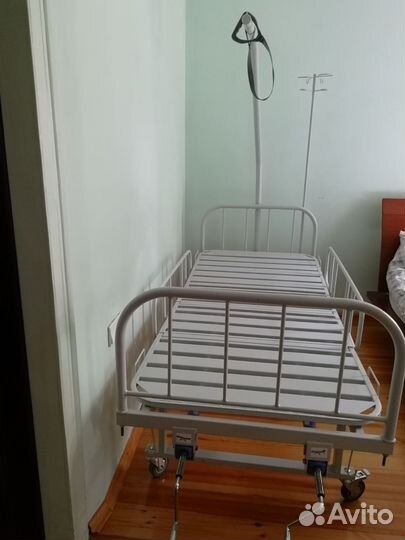 Функциональная медицинская кровать для лежачих