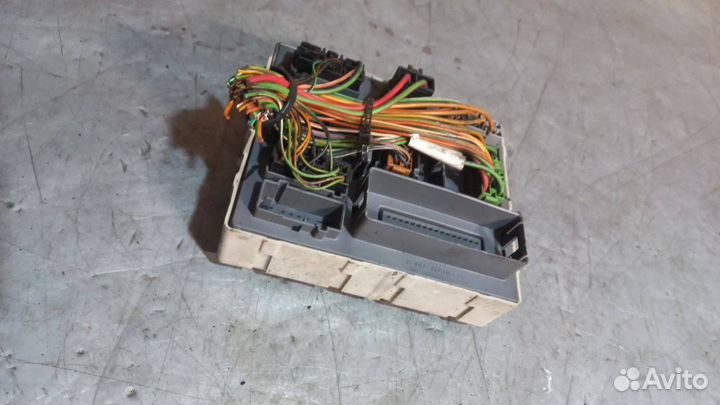 Блок предохранителей Ford Transit Connect 2009