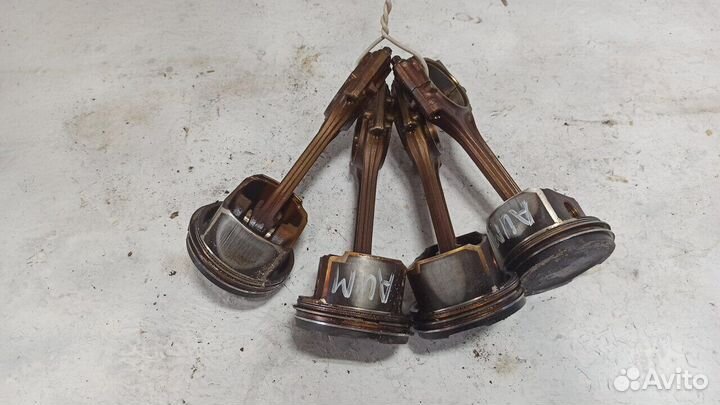 Поршень с шатуном 06B107065N Audi A3 2003-2008г