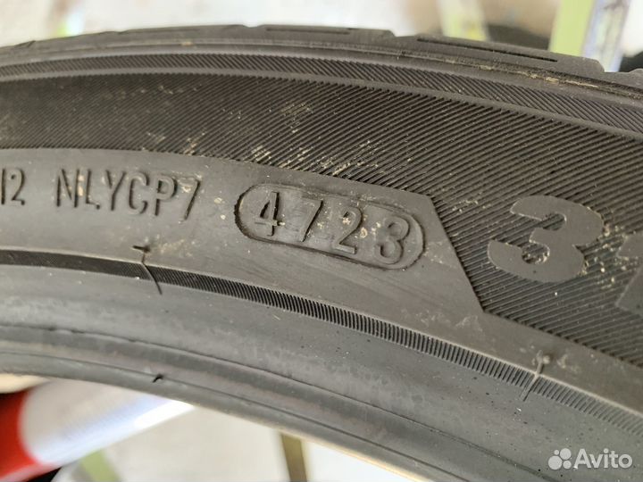 Kumho Ecsta PS71 SUV 275/35 R22 и 315/30 R22 107Y