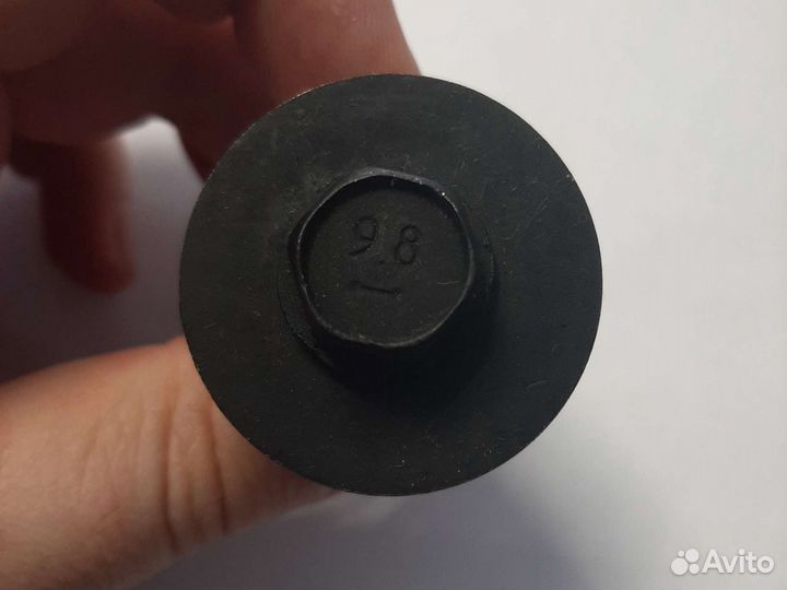 Болт крепления поддона Детройт Дизель 23522281