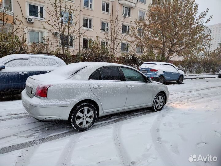 Toyota Avensis 2.0 AT, 2003, 230 000 км