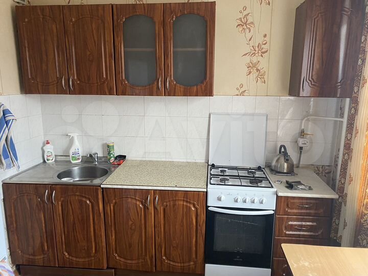 2-к. квартира, 52 м², 4/9 эт.