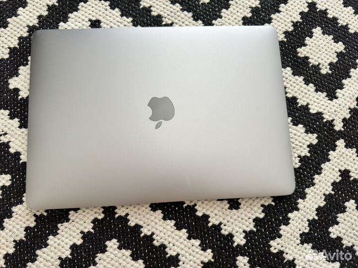 Apple MacBook Pro 2016