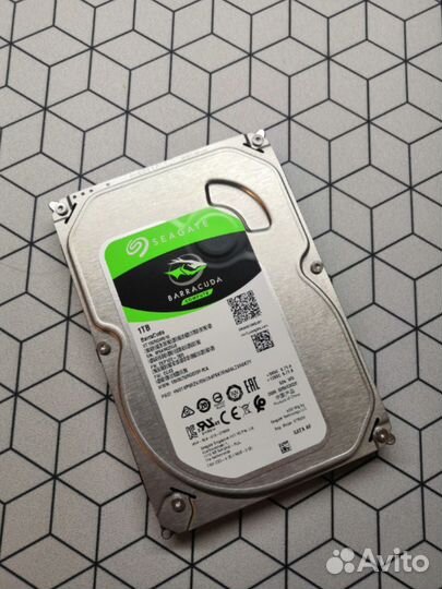 Жесткий диск 1TB Seagate Barracuda