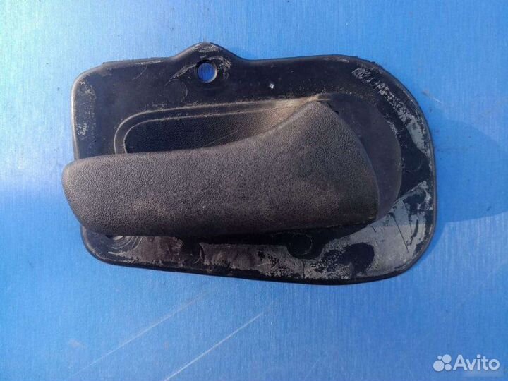 Ручка двери передняя правая Opel Corsa B