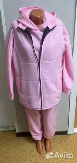 Спортивный костюм женский