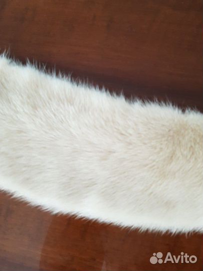 Воротник из меха норки