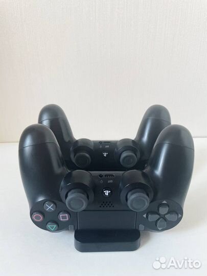 Sony playstation 4 PS4 slim 1tb