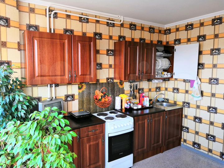 Комната 16 м² в 2-к., 17/17 эт.