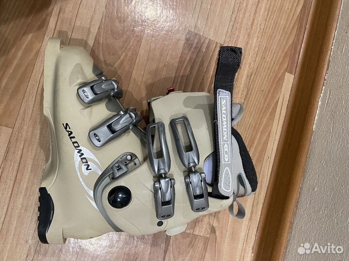 Горнолыжные ботинки salomon