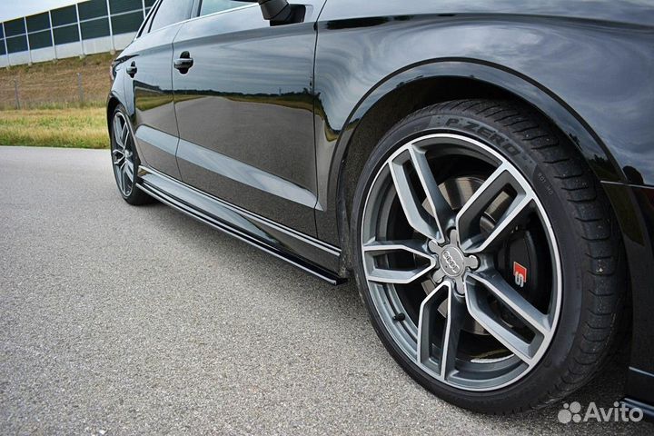 Накладки на пороги Audi A3 8V S-Line (16+) MD