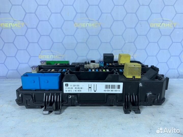 Блок предохранителей Opel Astra H Z16XER 2008