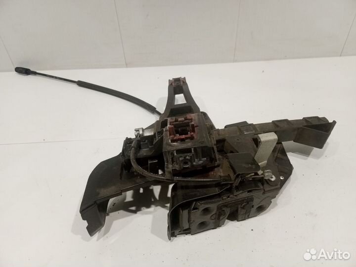 Замок задний левый правый Ford Focus 2