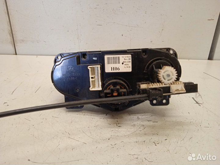 Блок управления отопителем Hyundai Verna 2 1.4