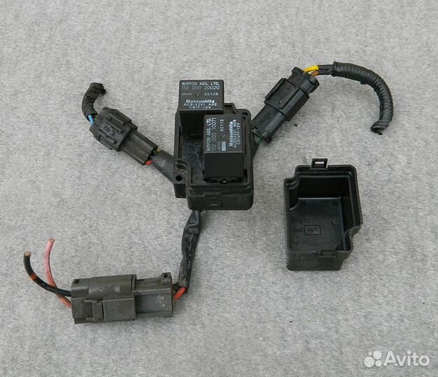 Блок реле Nissan Almera N15