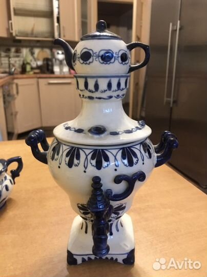 Самовар декоративный Гжель с сахарницей