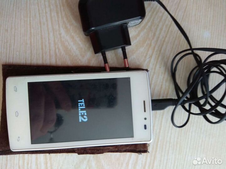 Tele2 Maxi, 2/16 ГБ