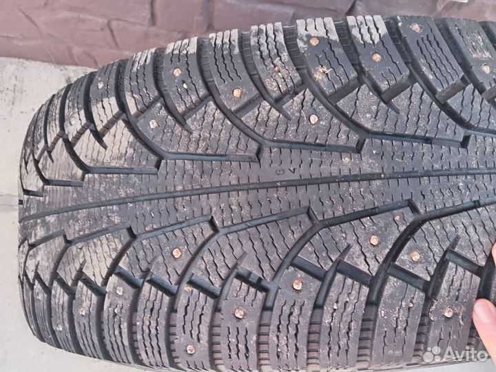 Nokian Tyres Hakkapeliitta 5 SUV 275/65 R17